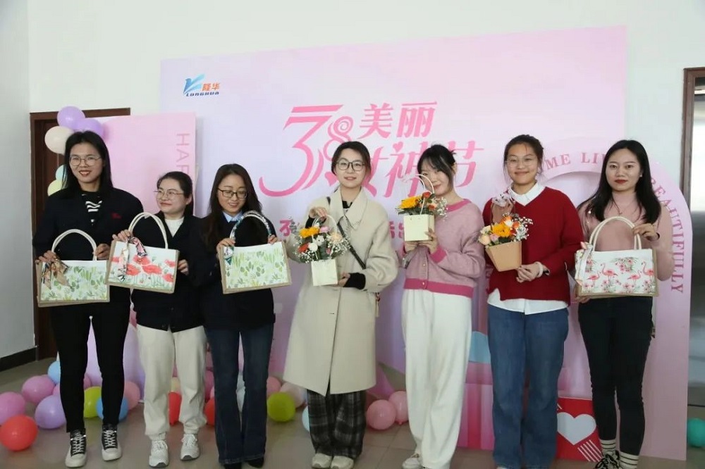 巧手女神，美丽绽放—— db真人旗舰科技集团组织在洛各公司开展“三八”妇女节活动